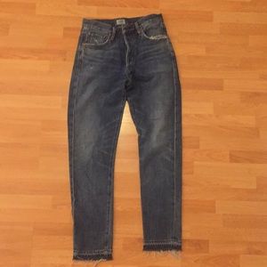 Liya high rise classic fit crop